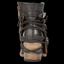 New Crue Womens Shoes