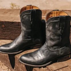 New Outlaw Mens Street