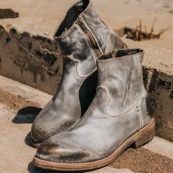 Fashion Pueblo Mens Street