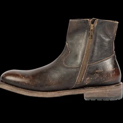 Outlet Pueblo Mens Street