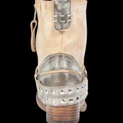 Hot Ramone Womens Shoes