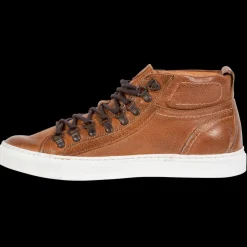 Hot Shelby Mens Street