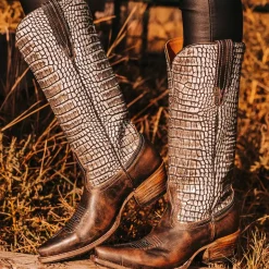 New Woodland Womens Booties